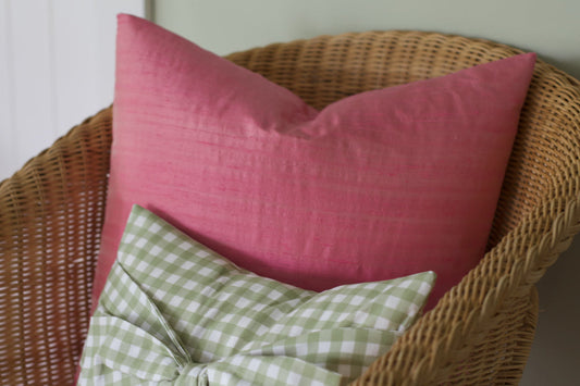 Sew a Basic Decorative Pillow Cover